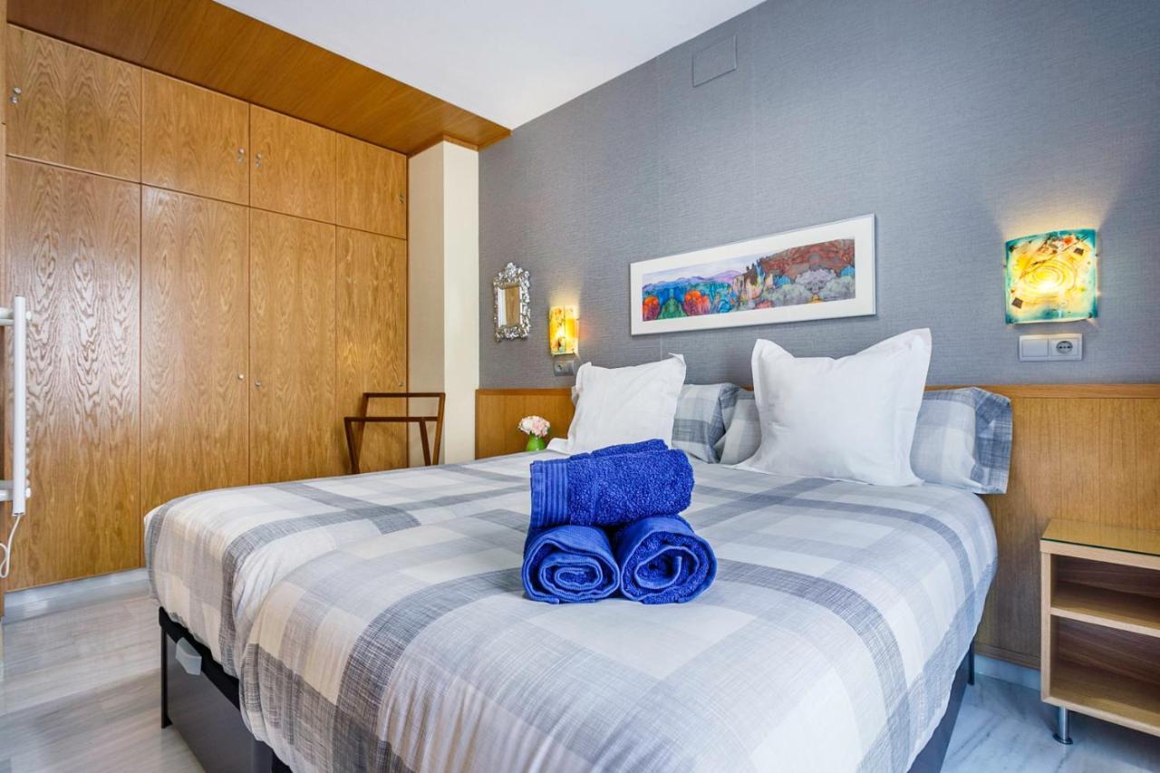 Apartamentos Catedral Sewilla Zewnętrze zdjęcie
